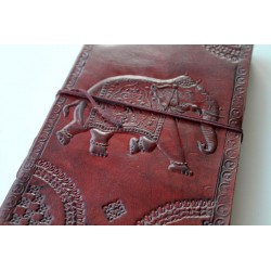 Ledertagebuch mit Elefanten Motiv 23x14 cm