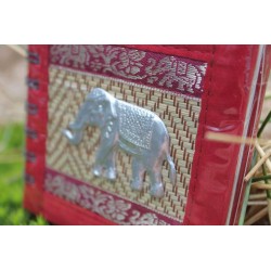 Notizbuch Naturfaser Thailand Elefant Spiralbindung 11x11 cm Weinrot