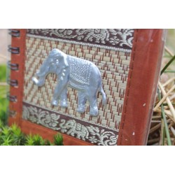 Notizbuch Naturfaser Thailand Elefant Spiralbindung 11x11 cm Braun