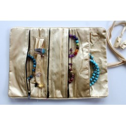 Jewelery pouch jewelery storage made of kusty silk, Hellbeige