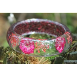 Resin / resin bangle with flowers