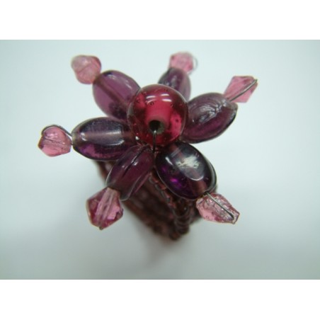 Ring mit Glasperlen dunkelrot / rosa