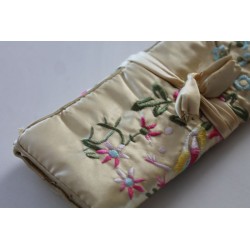 copy of Jewelery pouch jewelery storage made of kusty silk, violett