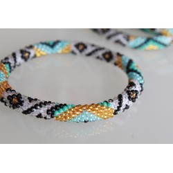Glasperlenarmband handgefertigt in Nepal 16,7 cm - 304