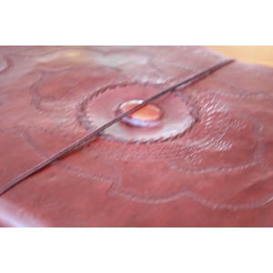 copy of 2. Wahl: Fotoalbum mit verziertem Echtledereinband und Stein 34x