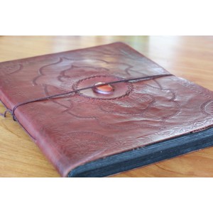 copy of 2. Wahl: Fotoalbum mit verziertem Echtledereinband und Stein 34x