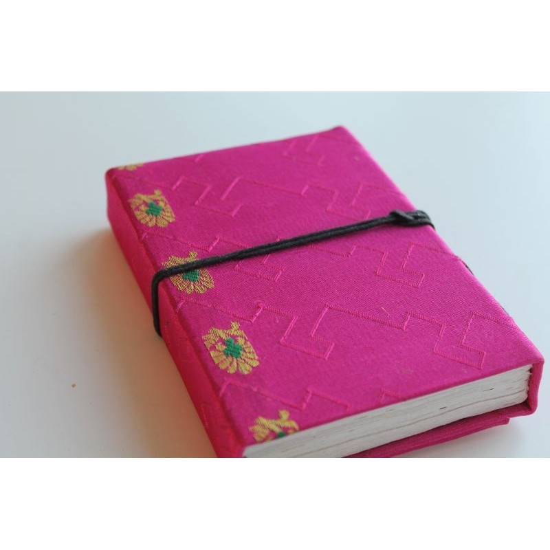 Notizbuch SARI (mittel) 15x11 cm