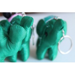 Schlüsselanhänger / Anhänger Stoffelefant Hellgrün