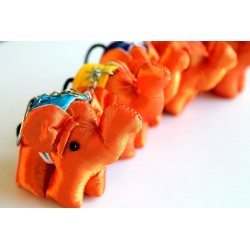 Schlüsselanhänger / Anhänger Stoffelefant Orange