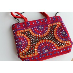 Typische indische Tasche Handtasche, einfach, in Rot