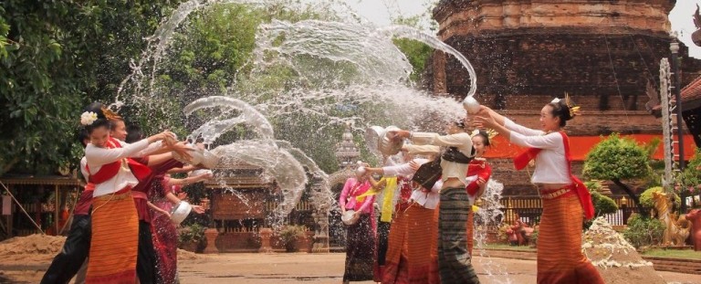 Songkran Fest – das Wasserfest in Thailand 